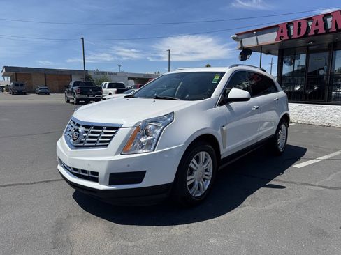 Used 2016 Cadillac SRX Luxury w/ Driver Awareness Package FWD image 7