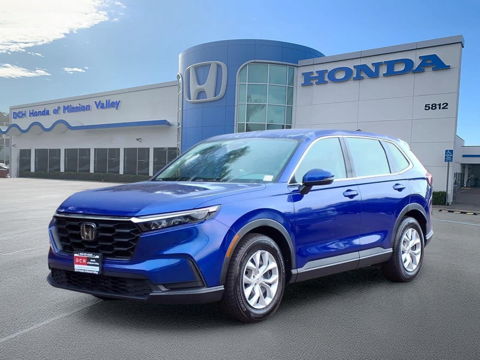 Used 2023 Honda CR-V LX image 1
