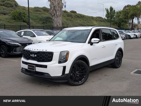 Used 2022 Kia Telluride SX w/ SX Prestige Package image 1