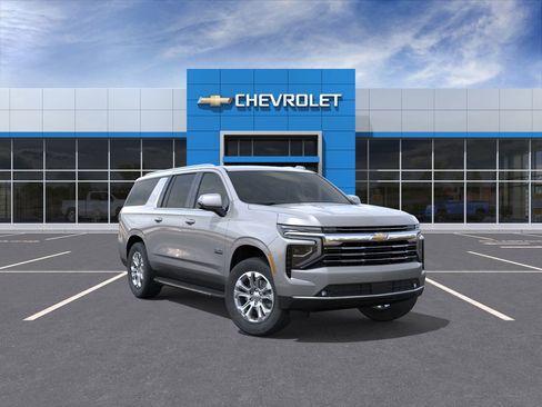 New 2026 Chevrolet Suburban LT w/ Comfort Package image 1
