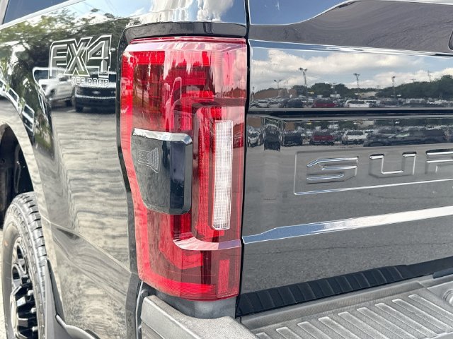 Certified 2021 Ford F250 Lariat AWD/4WD image 10
