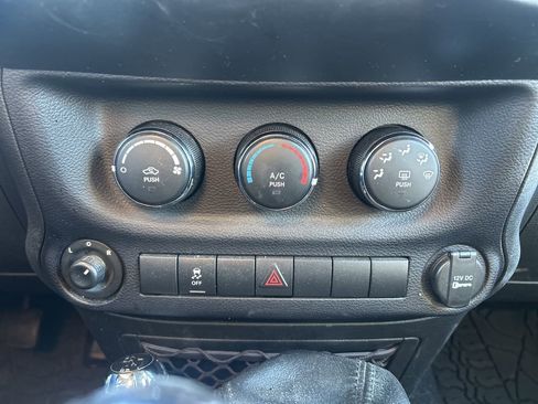 Used 2016 Jeep Wrangler Unlimited Sport w/ Quick Order Package 23S image 22