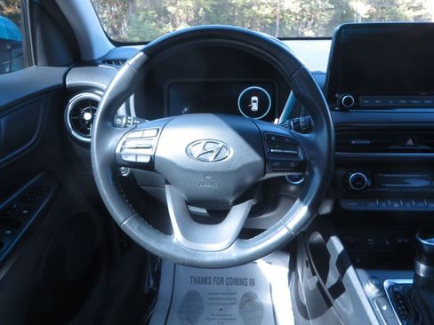 Used 2022 Hyundai Kona Limited image 14