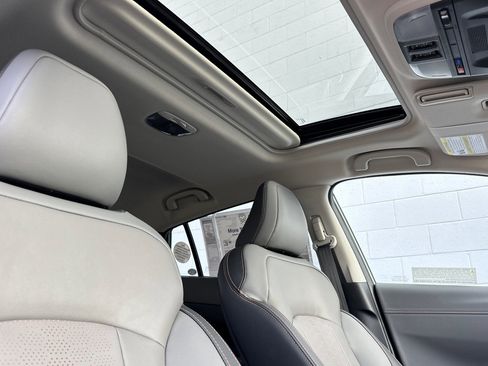 New 2025 Subaru Crosstrek 2.5i Limited w/ Crosstrek Mirror Package image 17