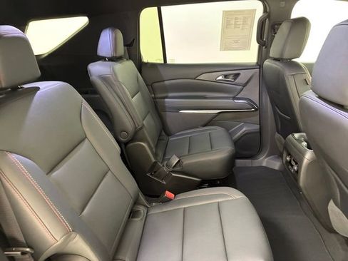 Used 2026 Chevrolet Traverse Z71 w/ Driver Confidence Package AWD/4WD image 16