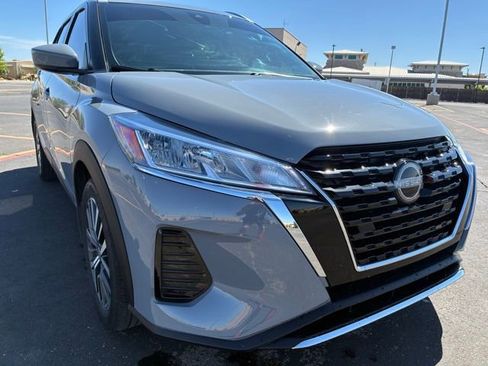Certified 2024 Nissan Kicks SV FWD image 8