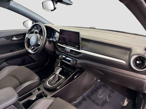 Used 2023 Kia Forte GT-Line w/ GT-Line Premium Package image 30