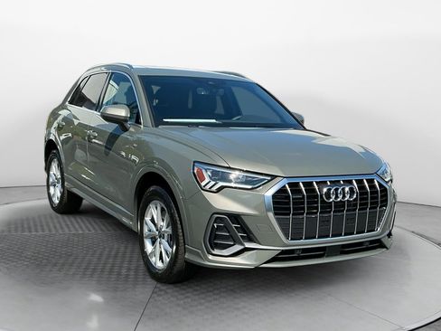 New 2025 Audi Q3 2.0T Premium image 1