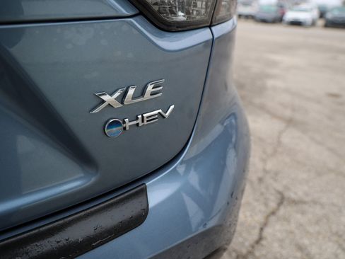 Used 2025 Toyota Corolla XLE image 12