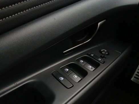 New 2026 Hyundai Elantra Sport FWD image 18