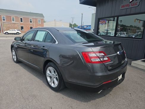 Used 2015 Ford Taurus SEL w/ Equipment Group 201A FWD image 4