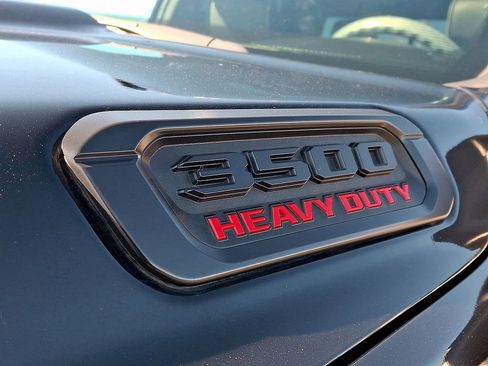 Used 2020 RAM 3500 Limited image 32