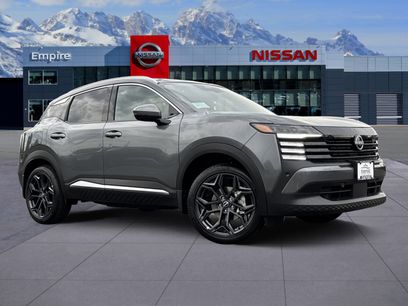 New 2025 Nissan Kicks SR w/ SR Premium Package