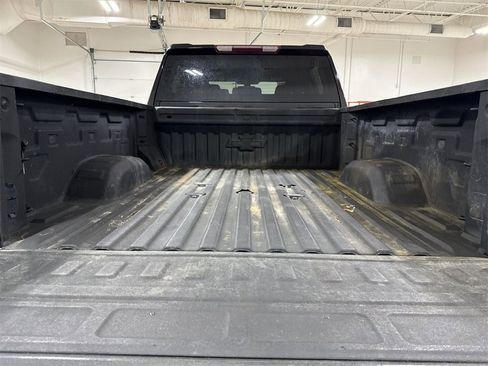 Used 2022 Chevrolet Silverado 2500 Custom w/ Custom Value Package image 23