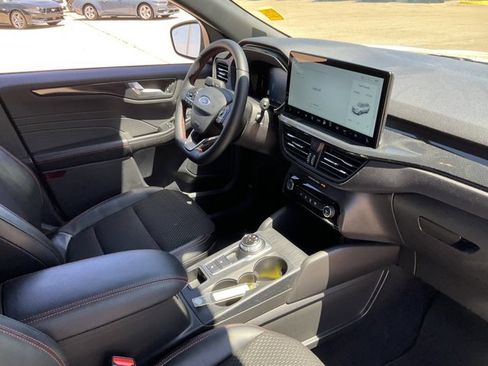 Used 2025 Ford Escape ST-Line w/ Equipment Group 301A FWD image 17