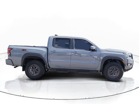 Used 2025 Nissan Frontier PRO-4X w/ Tow Package AWD/4WD image 4