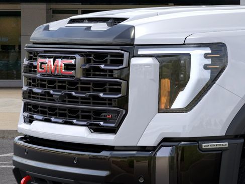 New 2026 GMC Sierra 2500 AT4X w/ LPO, Black Badging Package AWD/4WD image 15