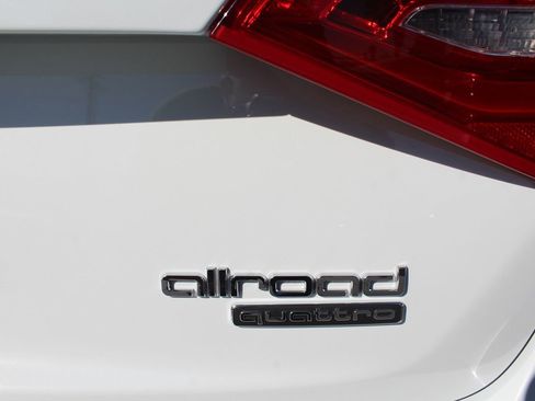 Used 2016 Audi A4 Premium Plus w/ Technology Package image 17