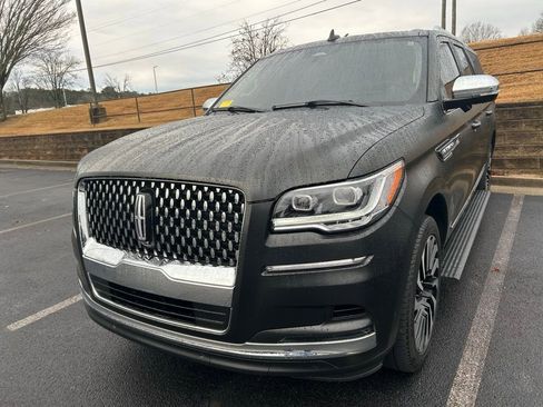 Used 2024 Lincoln Navigator L Black Label image 3