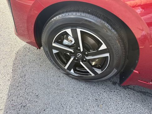 Used 2025 Nissan Sentra SV image 28