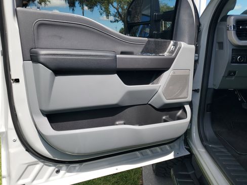 New 2026 Ford F250 XLT w/ XLT Premium Package image 16