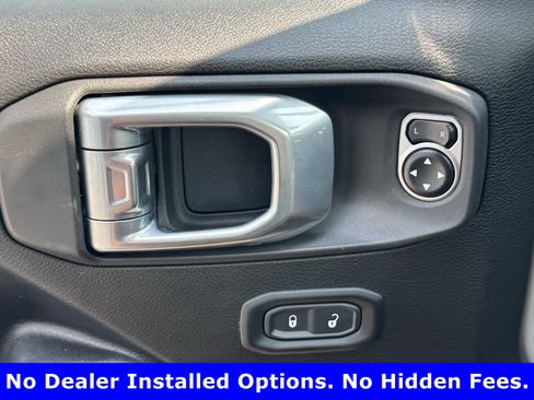 Used 2024 Jeep Wrangler Unlimited Rubicon AWD/4WD image 22
