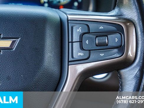 Used 2023 Chevrolet Suburban High Country AWD/4WD image 32