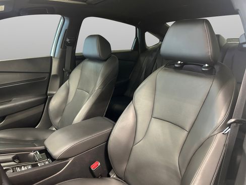 Used 2024 Honda Accord Sport image 9