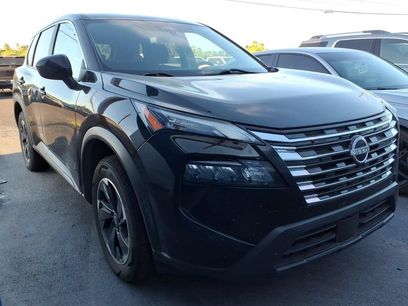 Used 2024 Nissan Rogue SV