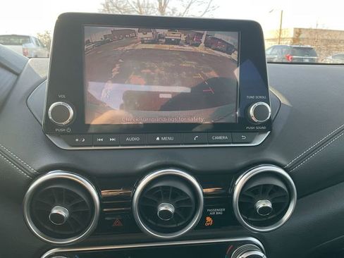 Used 2020 Nissan Sentra SV image 13