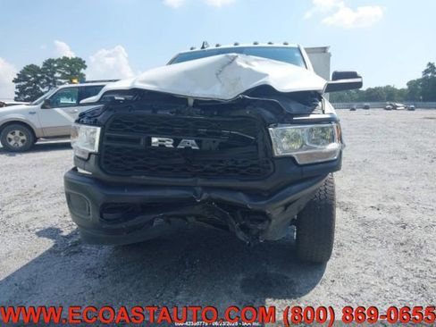 Used 2022 RAM 3500 Tradesman w/ Safety Group image 8