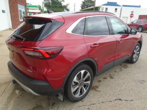 Used 2023 Ford Escape Platinum w/ Premium Technology Package AWD/4WD image 11