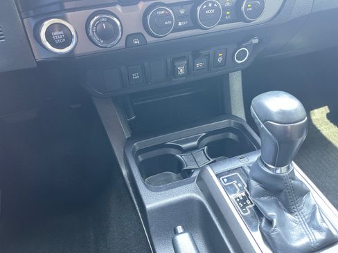 Used 2023 Toyota Tacoma TRD Off-Road AWD/4WD image 26