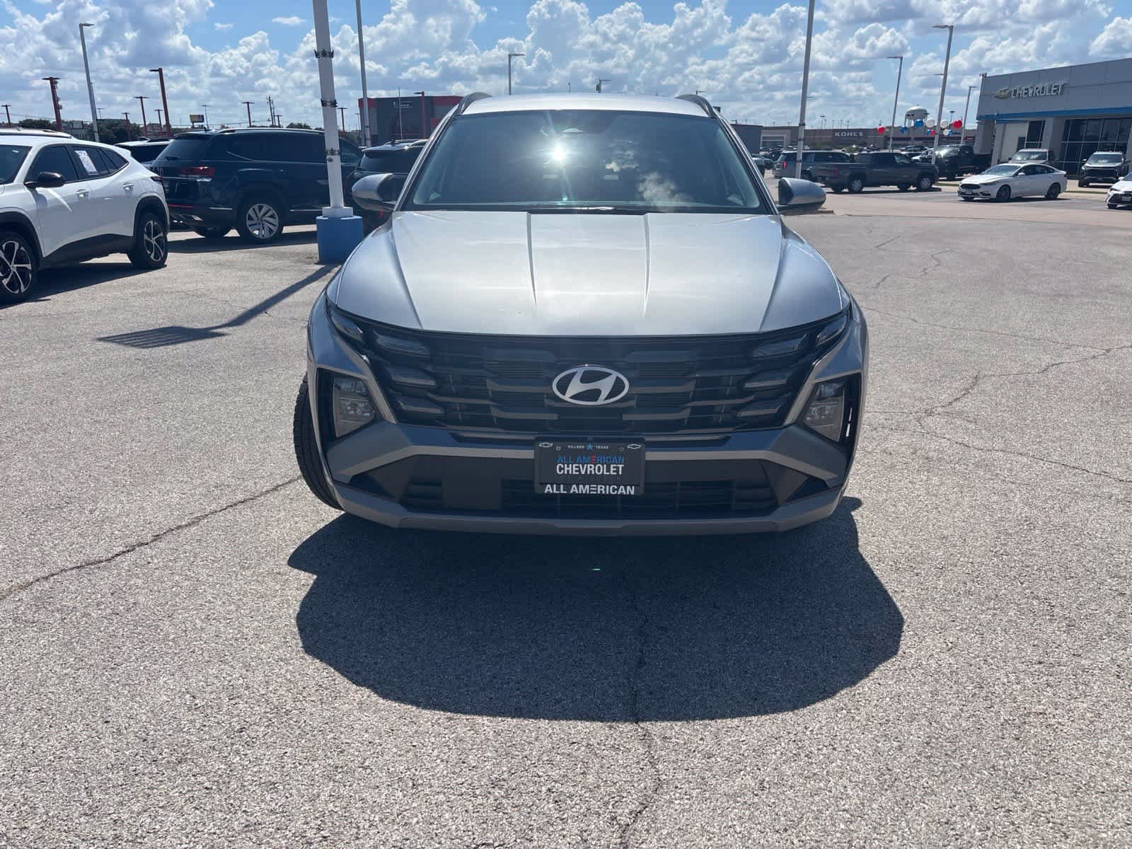 Used 2025 Hyundai Tucson SEL FWD image 2