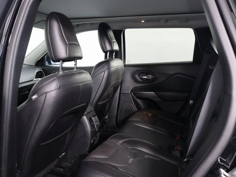 Used 2021 Jeep Cherokee Limited AWD/4WD image 11