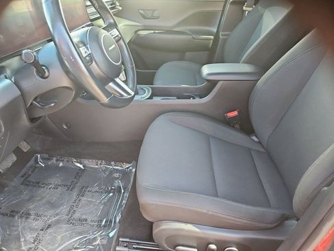 Used 2024 Hyundai Kona SEL AWD/4WD image 21
