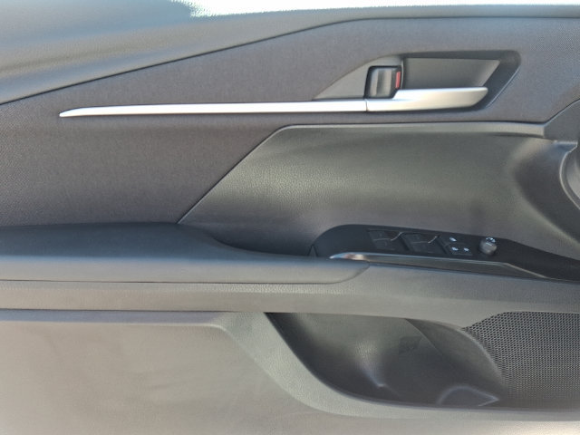 Used 2025 Toyota Camry LE FWD image 12