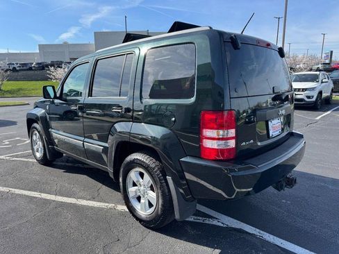 Used 2012 Jeep Liberty Sport w/ Popular Equipment Group AWD/4WD image 5