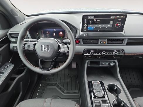 New 2026 Honda Pilot Sport image 10
