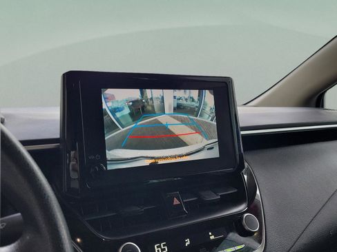 Used 2024 Toyota Corolla LE image 14