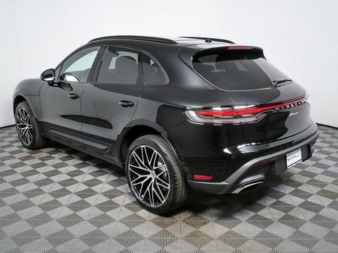 New 2026 Porsche Macan image 3
