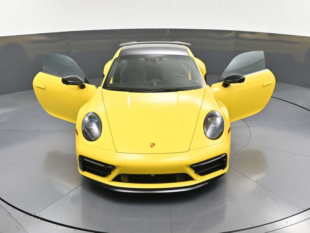 Certified 2023 Porsche 911 Carrera GTS RWD image 30