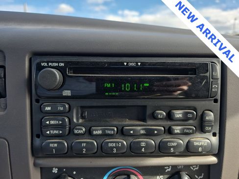 Used 2001 Ford F350 Lariat image 17