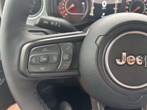 New 2025 Jeep Gladiator Sport image 63