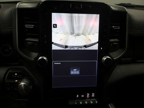 Used 2023 RAM 1500 Laramie AWD/4WD image 29