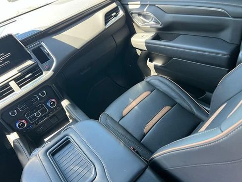 Used 2023 GMC Yukon XL AT4 w/ Max Trailering Package AWD/4WD image 10
