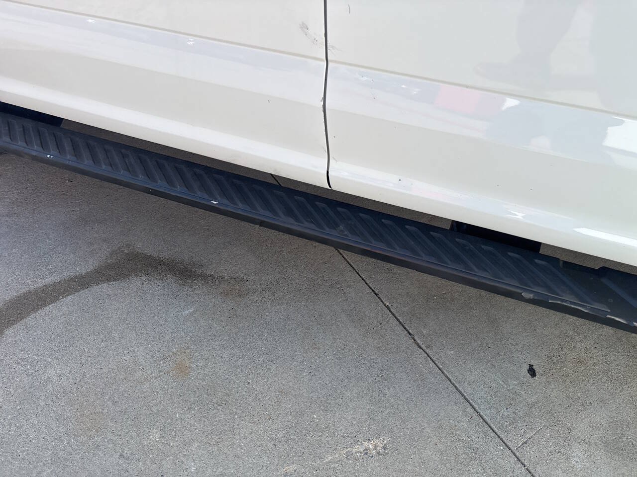Used 2018 Ford F150 XLT w/ Equipment Group 302A Luxury AWD/4WD image 14