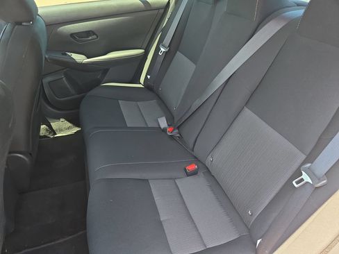 Used 2025 Nissan Sentra SV FWD image 13