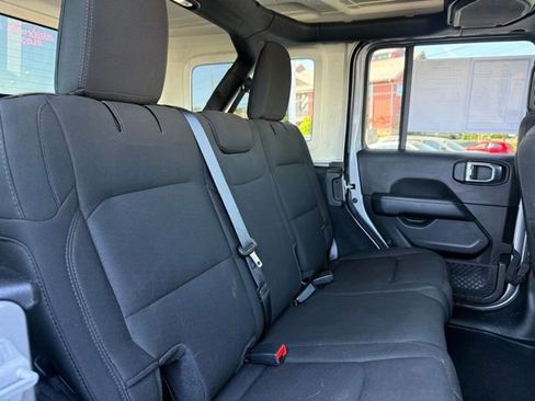 Used 2021 Jeep Wrangler Unlimited Sahara AWD/4WD image 23