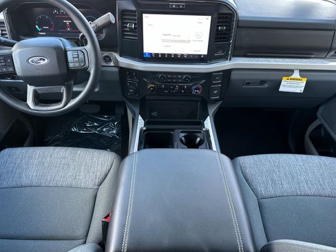 New 2025 Ford F250 XLT w/ Black Appearance Package image 13